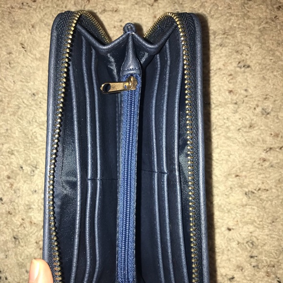 Wallet - Picture 3 of 4